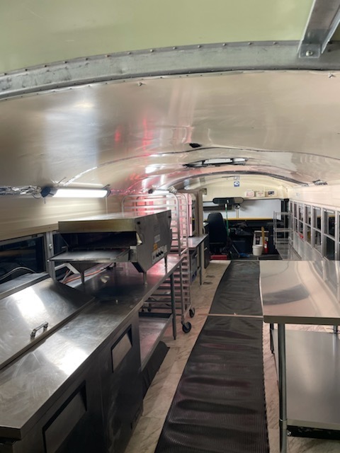 New School Pizza Co | restaurant | 396 Mt Vernon Rd A, Plantsville, CT 06479, USA | 8609928382 OR +1 860-992-8382