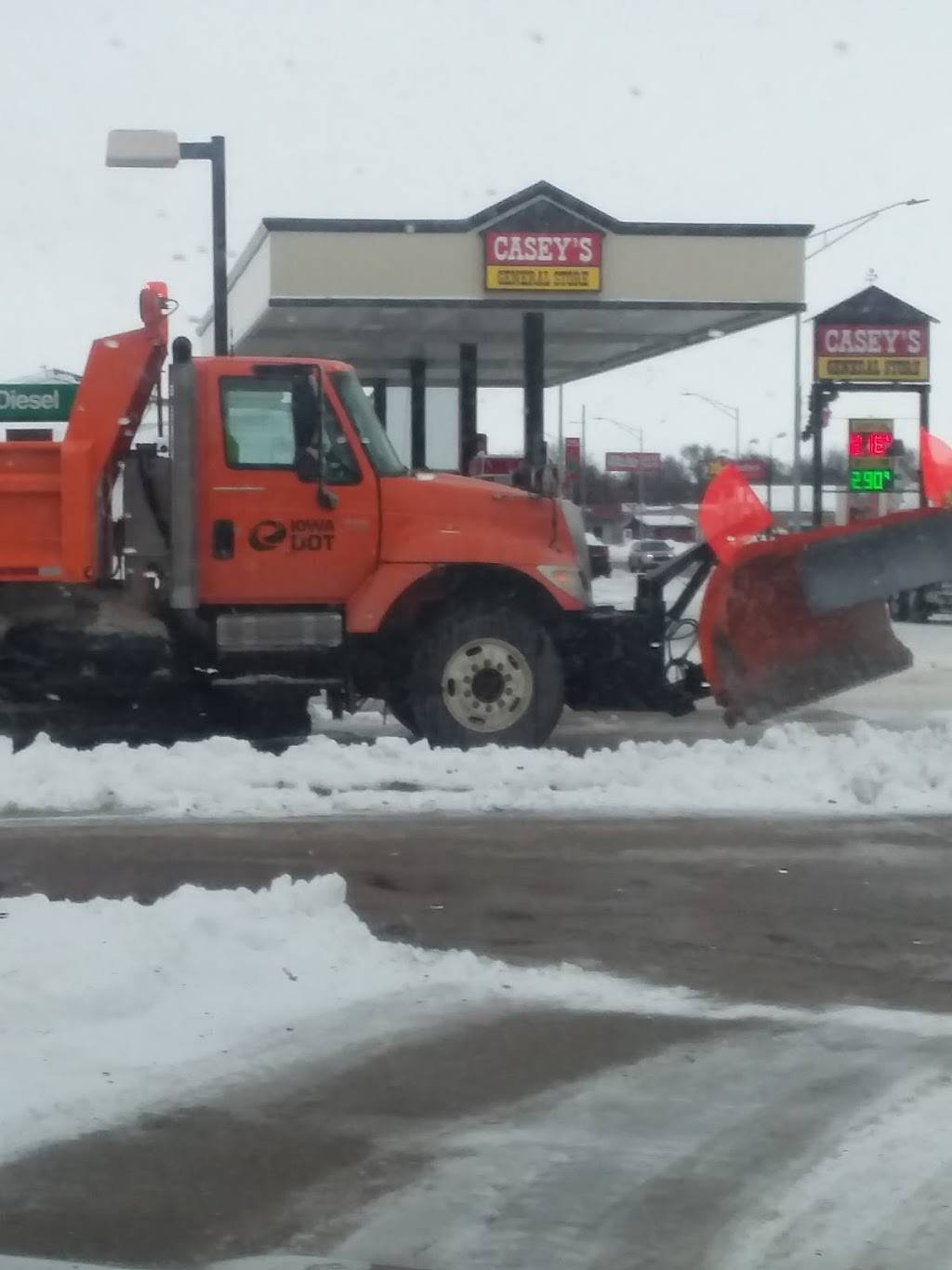 Caseys | meal takeaway | 805 S Grand Ave, Spencer, IA 51301, USA | 7122620254 OR +1 712-262-0254