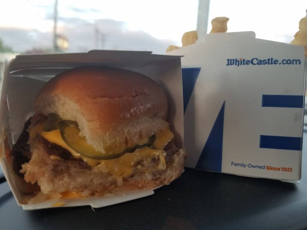 White Castle | restaurant | 1803 W Jefferson St, Joliet, IL 60435, USA | 8157251310 OR +1 815-725-1310