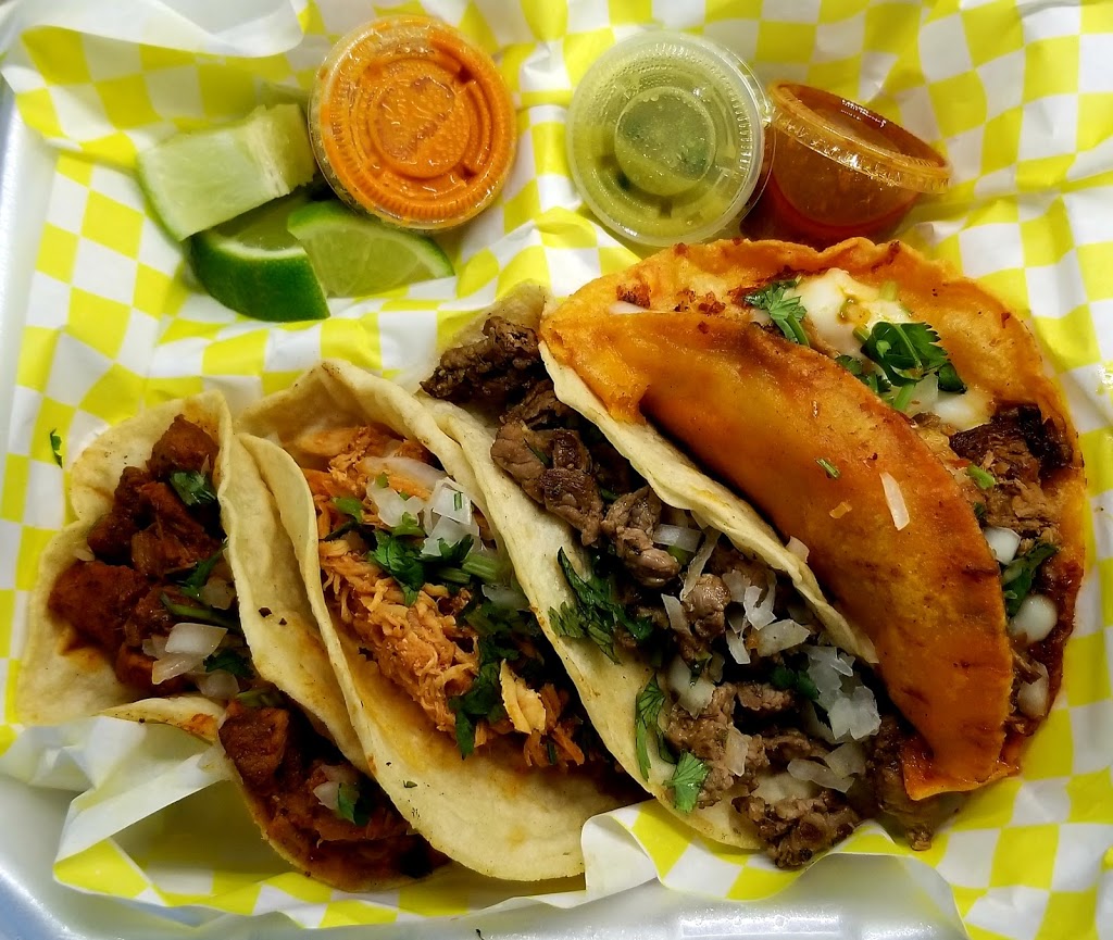 Tikis Mexican Grill | restaurant | 4747 66th St N, St. Petersburg, FL 33709, USA | 7279543471 OR +1 727-954-3471