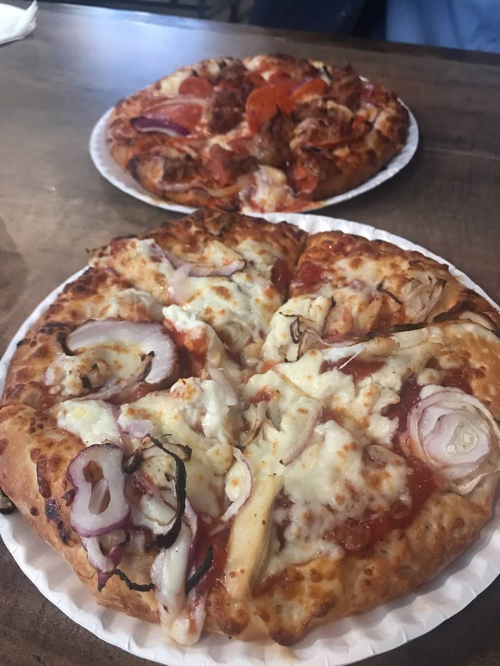 Lamppost Pizza Main Street Brewery | restaurant | 493 N Main St, Corona, CA 92880, USA | 9513711471 OR +1 951-371-1471