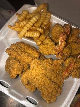 Sarahs Restaurant | restaurant | 3321 Market St, Baytown, TX 77520, USA | 2814286385 OR +1 281-428-6385