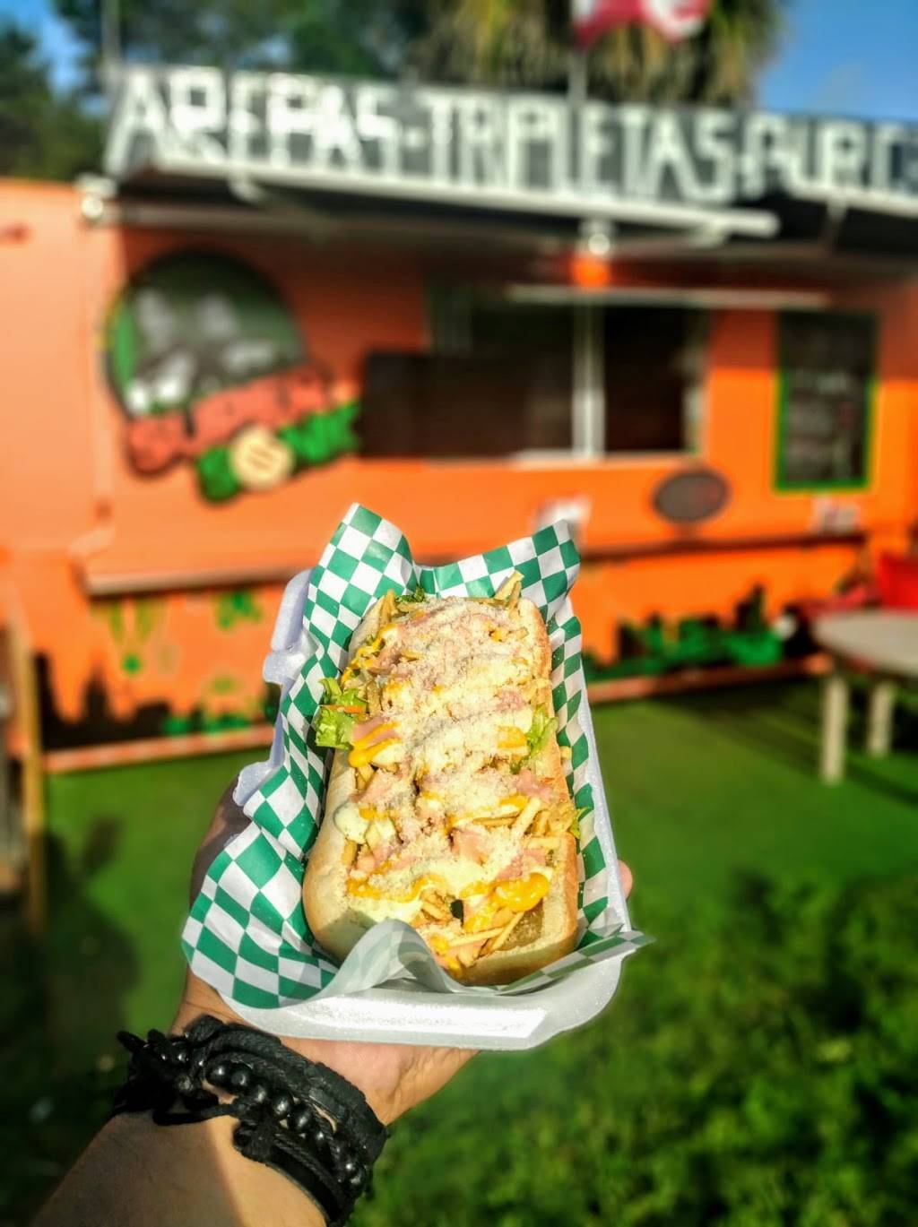 Super Sonic Fl | restaurant | 6320 Narcoossee Rd, Orlando, FL 32822, USA | 3215255751 OR +1 321-525-5751