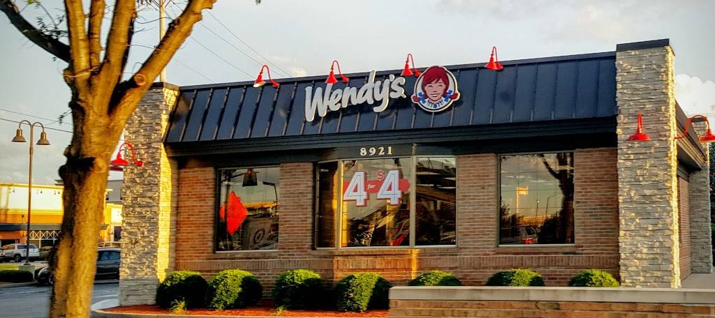 Wendys | restaurant | 8921 E 116th St, Fishers, IN 46038, USA | 3175859912 OR +1 317-585-9912