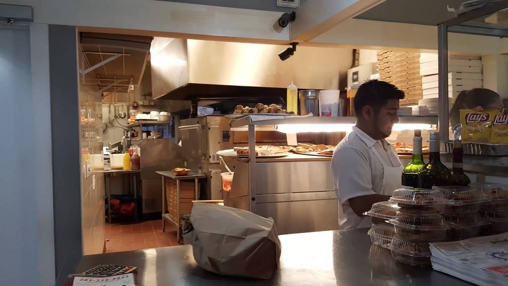 Sammys Southport Pizza House | restaurant | 1360, 295 Pequot Ave, Southport, CT 06890, USA | 2032599843 OR +1 203-259-9843