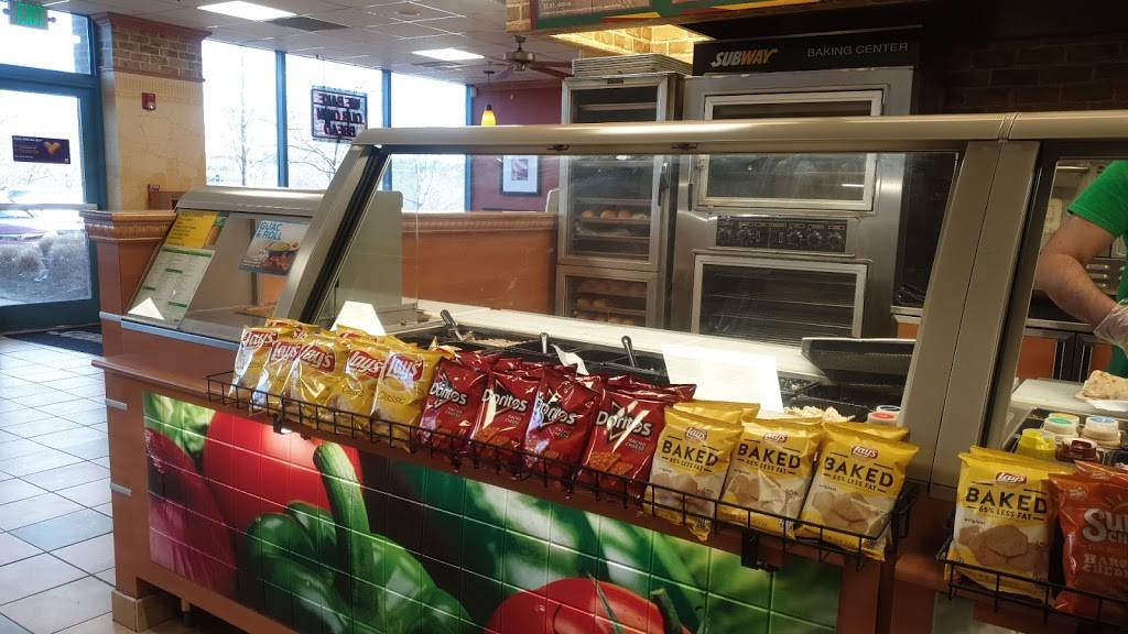 Subway Restaurants | restaurant | 400 Red Brook Blvd #001, Owings Mills, MD 21117, USA | 4103633581 OR +1 410-363-3581