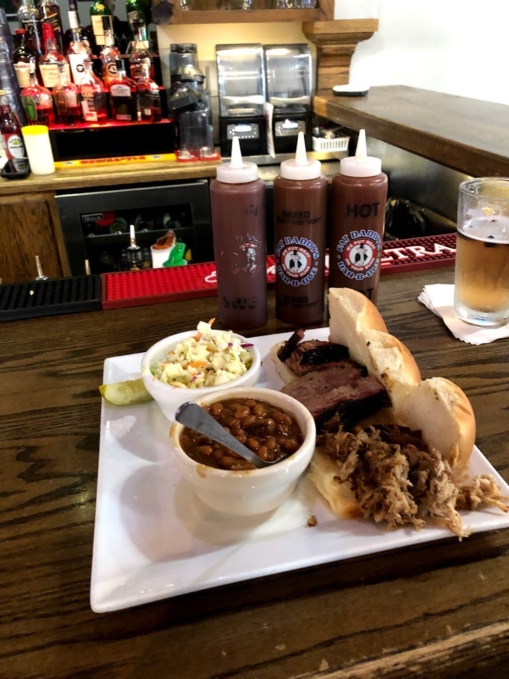 Fat Daddys Bar-B-Que | restaurant | 104 N Denver Ave, Russellville, AR 72801, USA | 4799670420 OR +1 479-967-0420