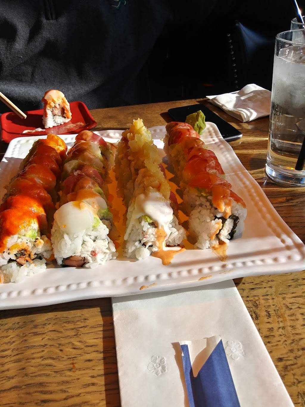 Blue Nami | restaurant | 330 Palladio Pkwy #2045, Folsom, CA 95630, USA | 9169833388 OR +1 916-983-3388