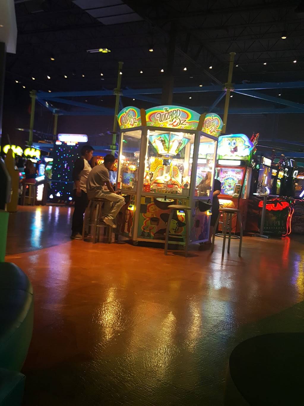 Main Event Avondale | restaurant | 10315 W McDowell Rd, Avondale, AZ 85392, USA | 6239365300 OR +1 623-936-5300