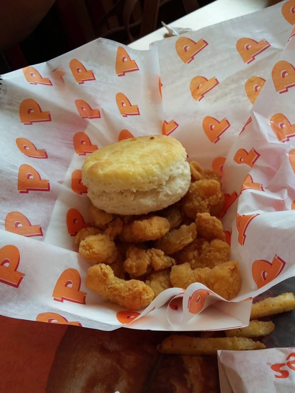 Popeyes Louisiana Kitchen | restaurant | 6130 FL-100, Palm Coast, FL 32137, USA | 3863873311 OR +1 386-387-3311