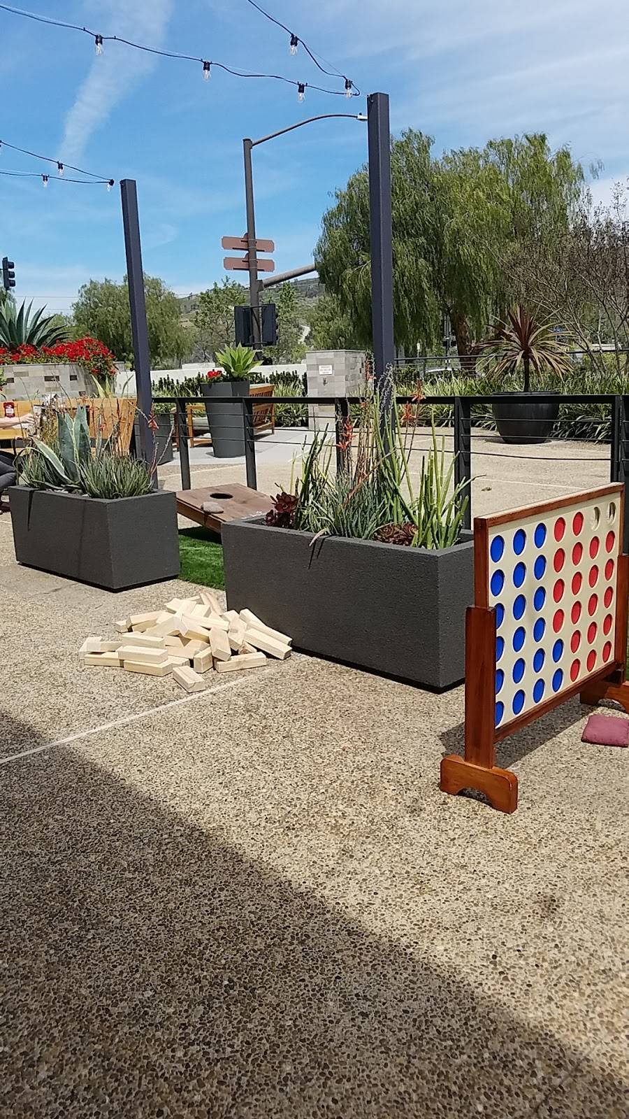 Luna Grill | restaurant | 16475 Paseo Del Sur, San Diego, CA 92127, USA | 8587719499 OR +1 858-771-9499