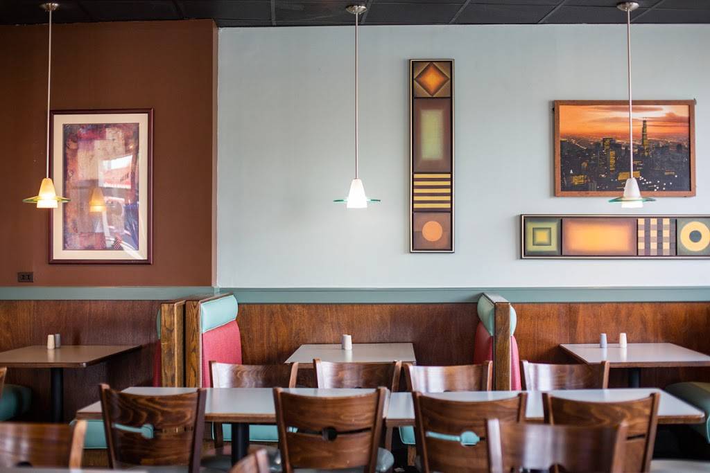 J & N Grille | restaurant | 4570 N Broadway, Chicago, IL 60640, USA | 7737287000 OR +1 773-728-7000