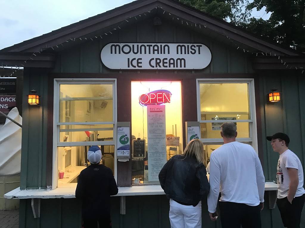 Mountain Mist Custard | restaurant | 260 Lake Flower Ave, Saranac Lake, NY 12983, USA | 6038487629 OR +1 603-848-7629