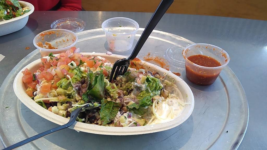 Chipotle Mexican Grill | restaurant | 8005 Fletcher Pkwy, La Mesa, CA 91942, USA | 6195892258 OR +1 619-589-2258