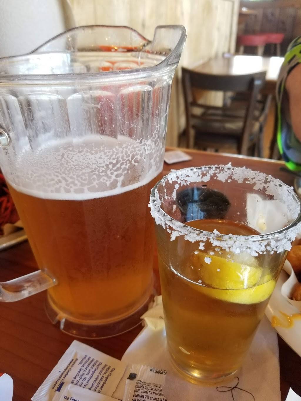 Hooters | restaurant | 19053 I-45, Conroe, TX 77385, USA | 9363219466 OR +1 936-321-9466