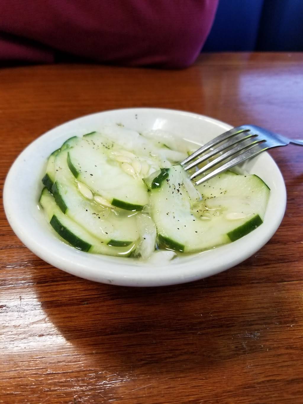 Bills Real Pit BBQ | restaurant | 5945 Frazeysburg Rd, Nashport, OH 43830, USA | 7405880888 OR +1 740-588-0888