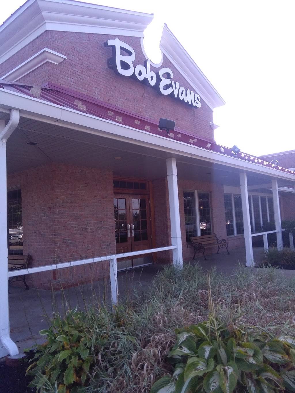 Bob Evans | restaurant | 3040 Walker Ave NW, Grand Rapids, MI 49544, USA | 6167352400 OR +1 616-735-2400
