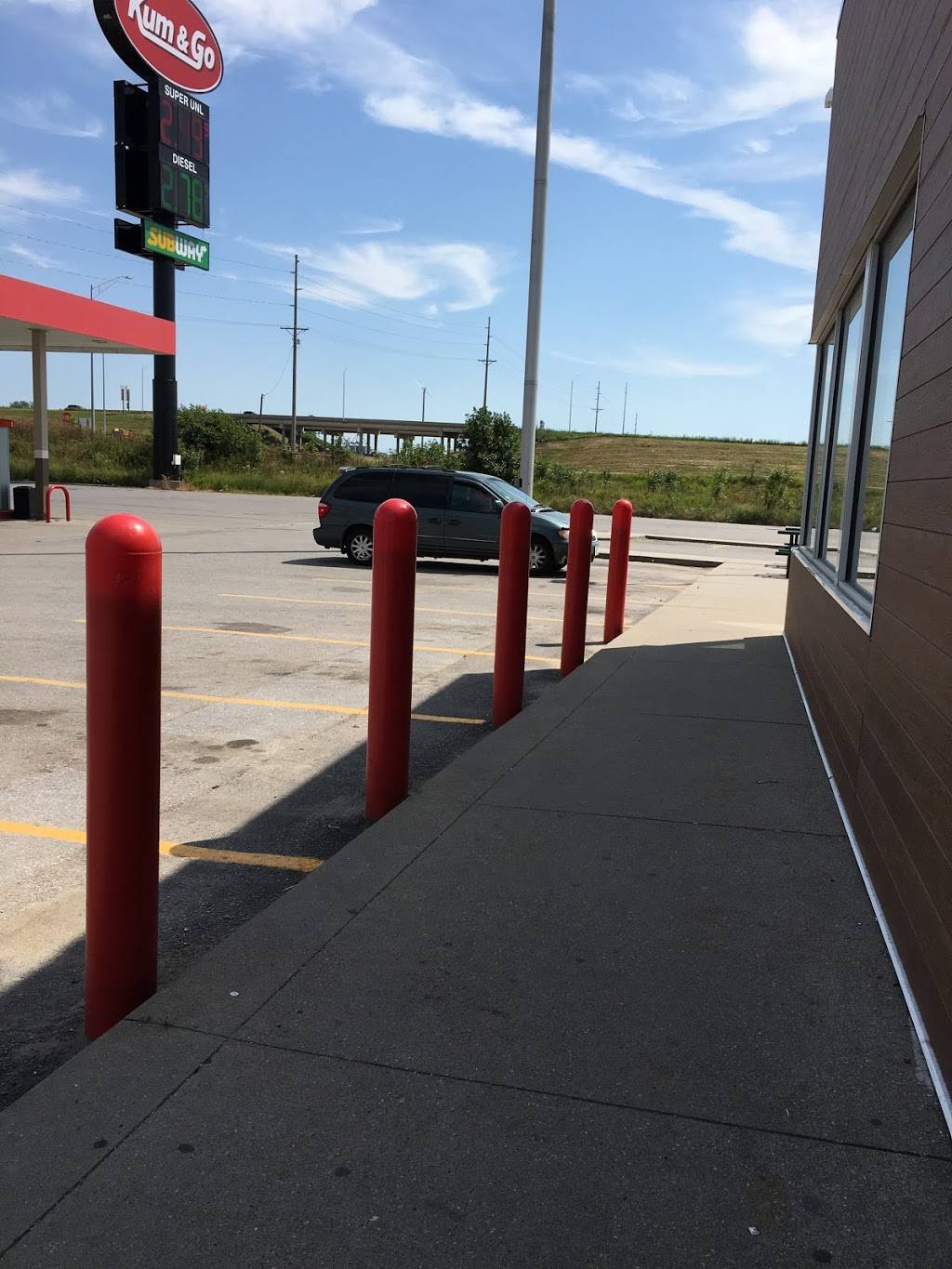 Kum & Go | meal takeaway | 1111 IA-175, Ellsworth, IA 50075, USA | 5158364839 OR +1 515-836-4839