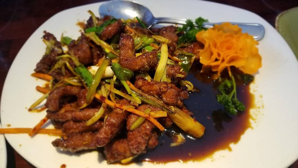 Chen Chinese Cuisine | restaurant | 6100 Northwest Hwy, Crystal Lake, IL 60014, USA | 8153568899 OR +1 815-356-8899