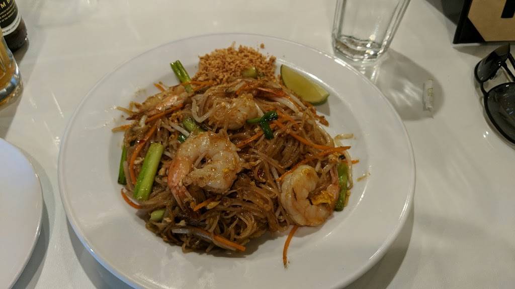 Thai Silver Spoon | restaurant | 249 W Central Ave, Springboro, OH 45066, USA | 9375509214 OR +1 937-550-9214