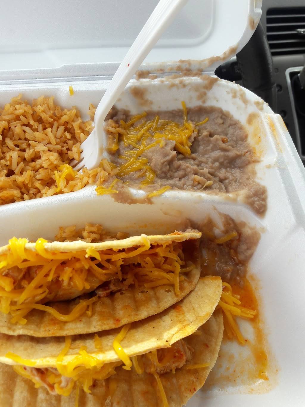 Federicos Mexican Food | restaurant | 20350 N Cave Creek Rd #140, Phoenix, AZ 85024, USA | 6029233585 OR +1 602-923-3585