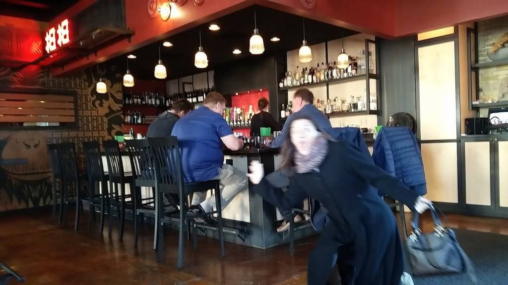 DanDan | restaurant | 360 E Erie St, Milwaukee, WI 53202, USA | 4144888036 OR +1 414-488-8036