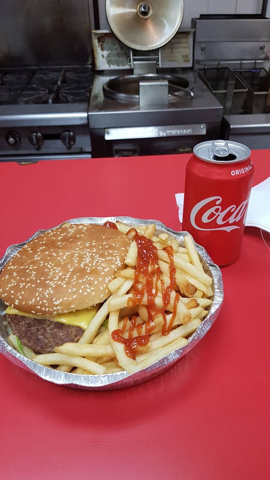 Crown Fried Chicken | meal delivery | 229 Malcolm X Blvd, Brooklyn, NY 11233, USA | 7184552100 OR +1 718-455-2100