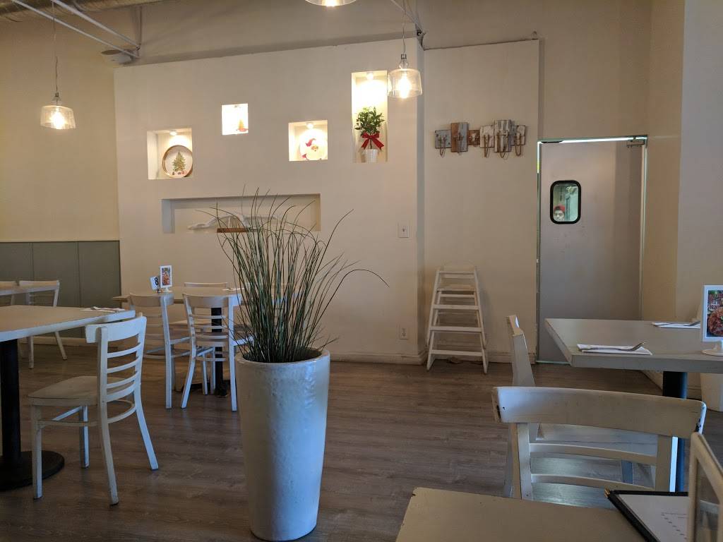 Bang Na | meal takeaway | 637 N Spring St, Los Angeles, CA 90012, USA | 3236986569 OR +1 323-698-6569