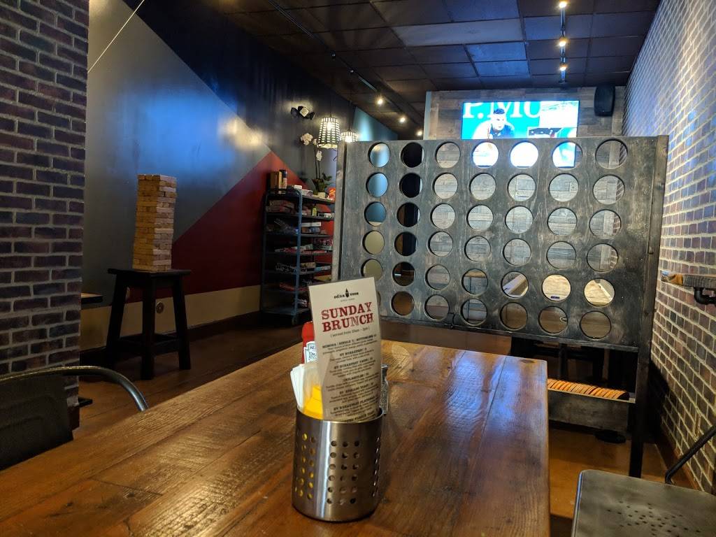 Edna Vees | restaurant | 127 S Citrus Ave, Covina, CA 91723, USA | 6263398844 OR +1 626-339-8844