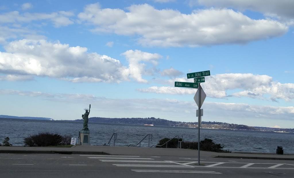 Alki Cafe | restaurant | 2726 Alki Ave SW, Seattle, WA 98116, USA | 2069350616 OR +1 206-935-0616