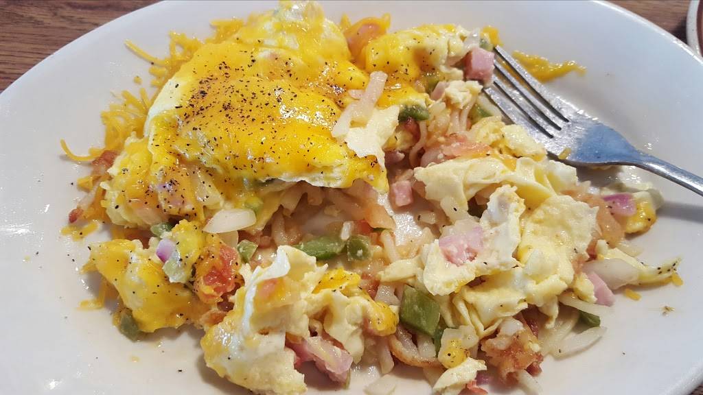 Tee Jayes Country Place | restaurant | 4048 W Broad St, Columbus, OH 43228, USA | 6142741374 OR +1 614-274-1374