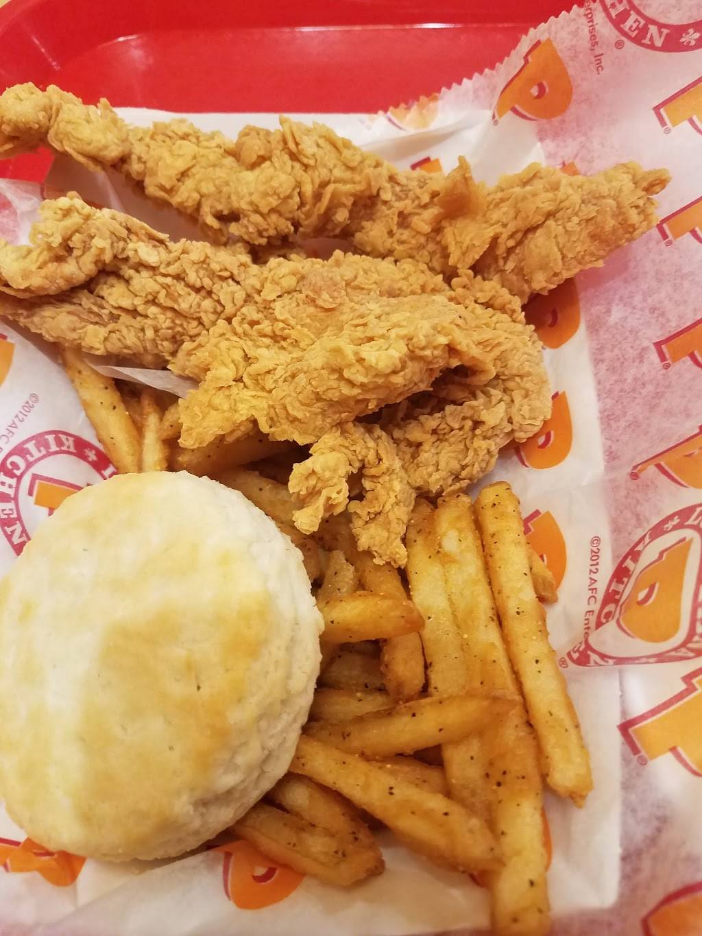 Popeyes Louisiana Kitchen | restaurant | 23434 Lyons Ave, Newhall, CA 91321, USA | 6612557778 OR +1 661-255-7778