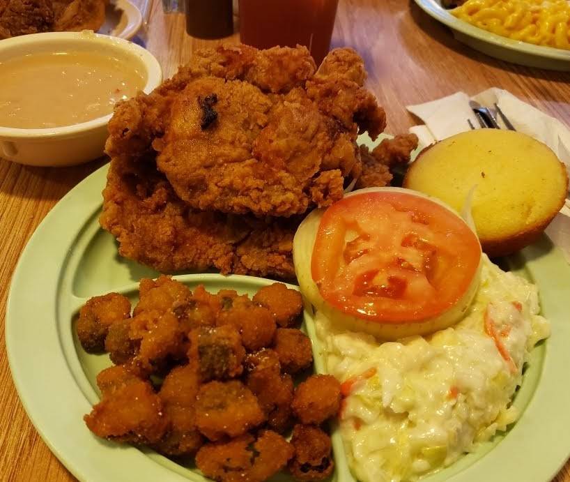 Gs Country Kitchen | restaurant | 2501 Oakwood Ave NW #5, Huntsville, AL 35810, USA | 2565333034 OR +1 256-533-3034