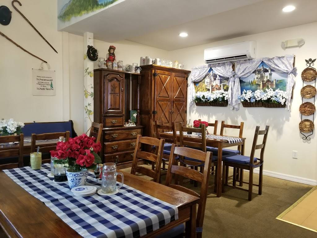 The Bavarian Haus | restaurant | 433 Alexander St, Mt Dora, FL 32757, USA | 3527358387 OR +1 352-735-8387