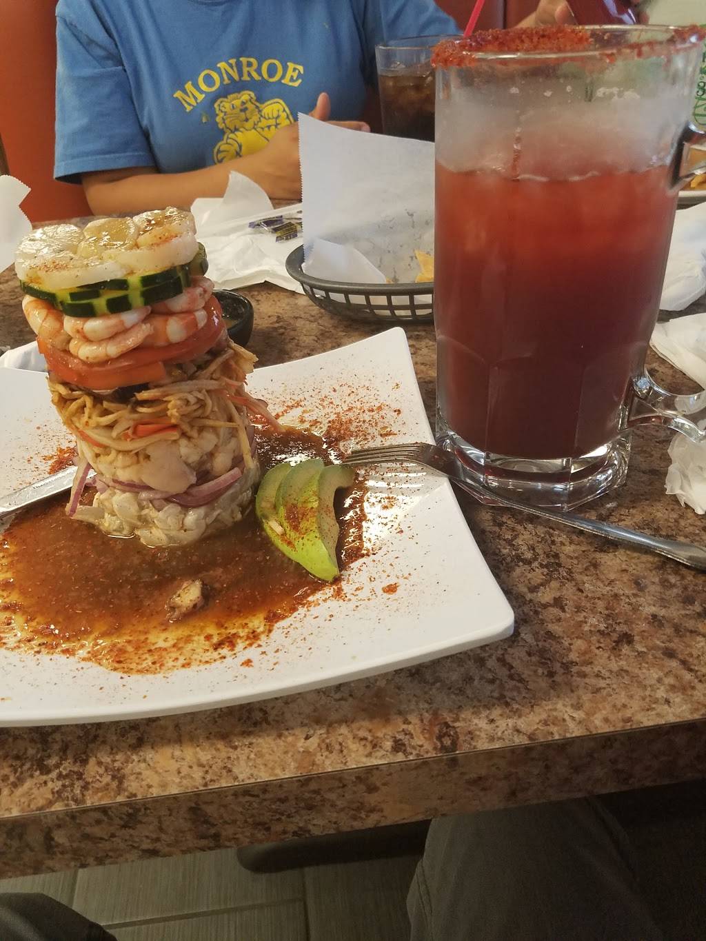 Guamuchilito Town | restaurant | 300 S Highland Springs Ave, Banning, CA 92220, USA | 9518453022 OR +1 951-845-3022