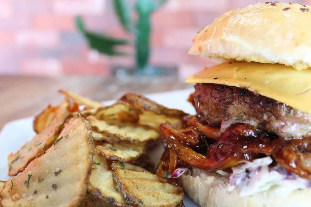 Peewee wings and ribs | restaurant | Parque Baja California Sur 537, Playas, Costa Hermosa, 22506 Tijuana, B.C., Mexico | 016643789512 OR +52 664 378 9512