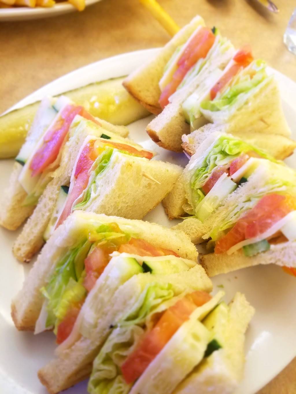 Gold N Silver Inn | restaurant | 790 W 4th St, Reno, NV 89503, USA | 7753232696 OR +1 775-323-2696