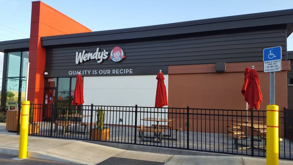 Wendys | restaurant | 3545 Lakeland Highlands Rd, Lakeland, FL 33803, USA | 8636445777 OR +1 863-644-5777
