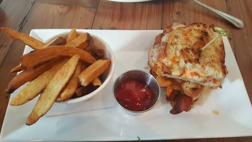 Boothbay Lobster Company | restaurant | 14 Harbor Point Rd, Stamford, CT 06902, USA | 2038709565 OR +1 203-870-9565