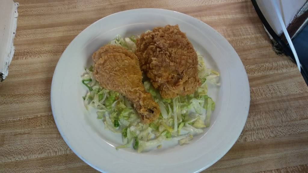 Bills Hot Dogs | restaurant | 848 Providence Rd, Chesapeake, VA 23320, USA | 7573904484 OR +1 757-390-4484