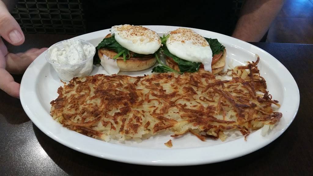 Americus Grill | restaurant | 9836 E Grand River Ave, Brighton, MI 48116, USA | 8103600388 OR +1 810-360-0388