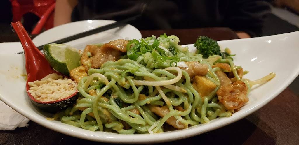 Slurp Noodle Bar | restaurant | 2019, 469 Castro St, San Francisco, CA 94114, USA | 4155536633 OR +1 415-553-6633