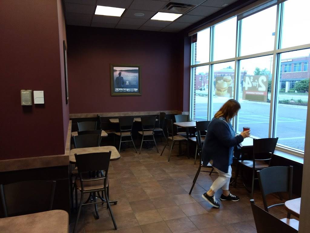 Tim Hortons | restaurant | 300 W Grand River Ave, Brighton, MI 48116, USA | 8102252796 OR +1 810-225-2796