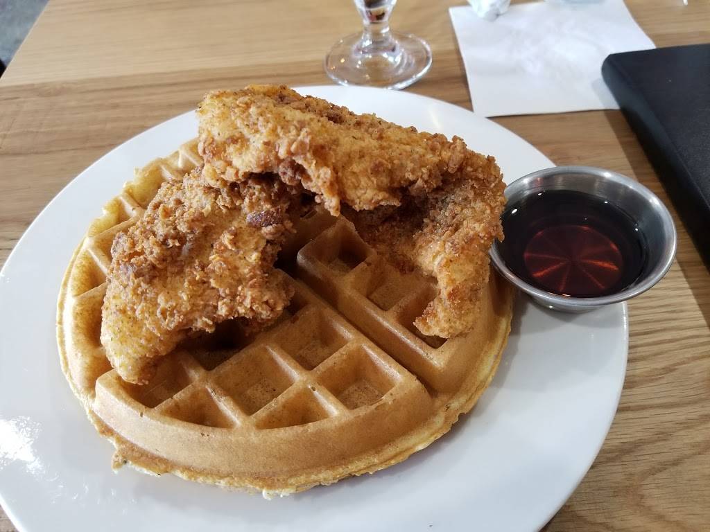 The Corner Grille | restaurant | 3823 Main St, Atlanta, GA 30337, USA | 4047671135 OR +1 404-767-1135