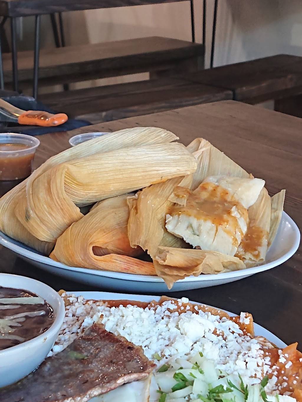Tamales Alberto Echo Park | restaurant | 1630 Sunset Blvd, Los Angeles, CA 90026, USA | 2135720154 OR +1 213-572-0154