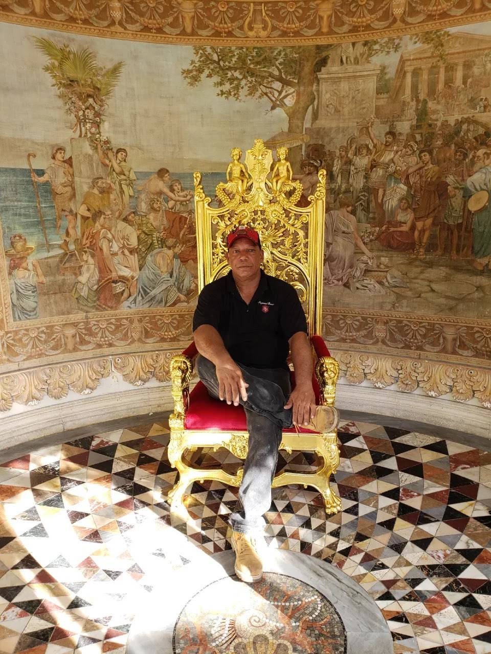 Los Lagos Restaurant & Lounge, Corp | restaurant | 1932 W 60th St, Hialeah, FL 33012, USA | 7865347205 OR +1 786-534-7205