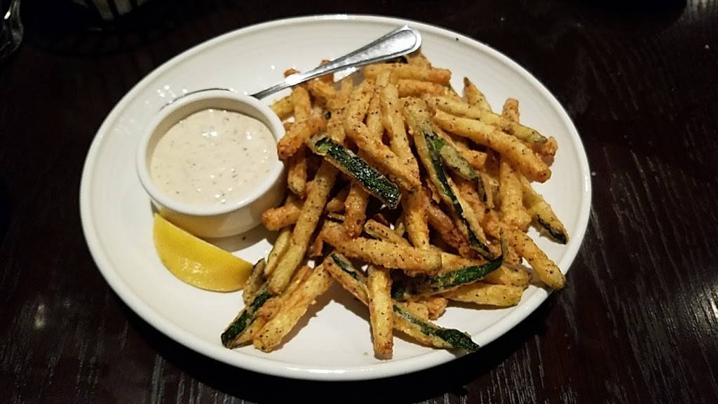 Carrabbas Italian Grill | restaurant | 617 S Hurstbourne Pkwy, Louisville, KY 40222, USA | 5024122218 OR +1 502-412-2218