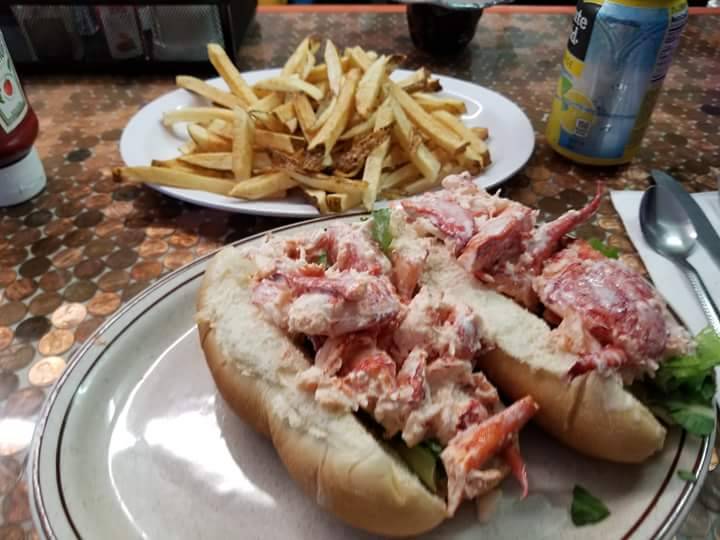 Pleasant Street Diner | restaurant | 310 Pleasant St, Leicester, MA 01524, USA | 5088925300 OR +1 508-892-5300