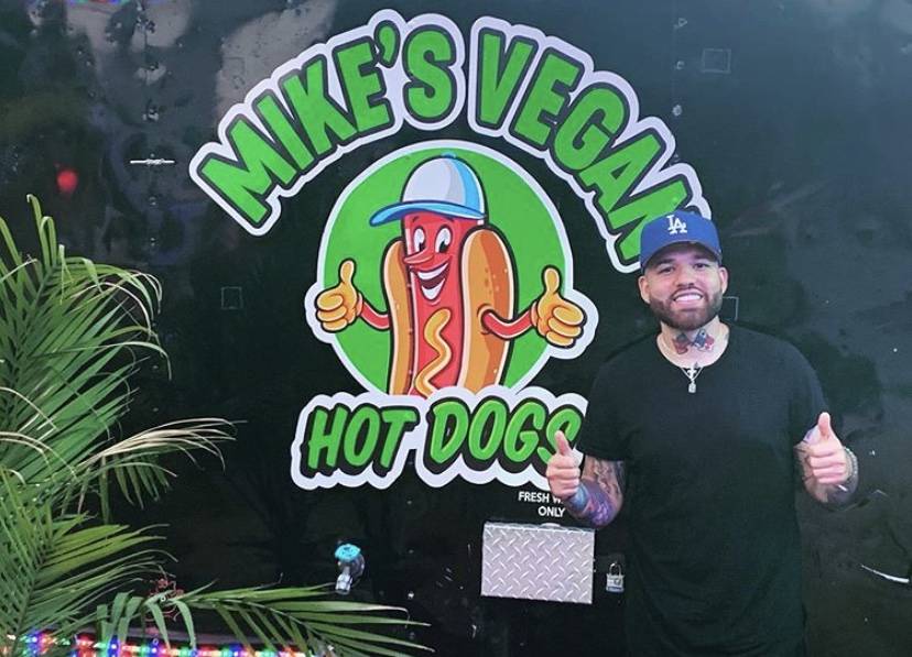 Mike’s Vegan Hot Dogs | restaurant | 102 S Merritt Mill Rd, Chapel Hill, NC 27516, USA | 9802871356 OR +1 980-287-1356