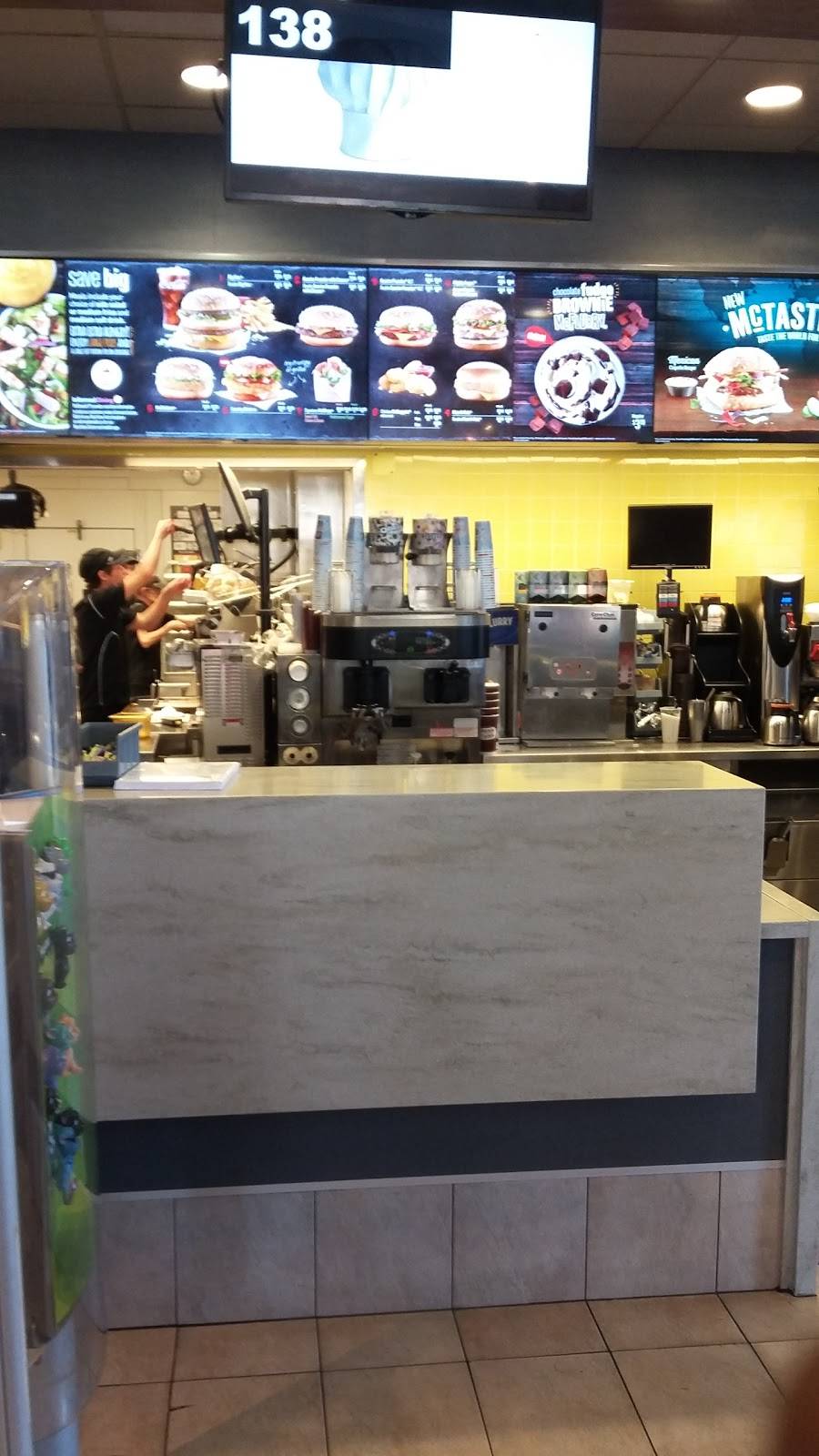 McDonalds | cafe | 980 Dundas St, Woodstock, ON N4S 1H3, Canada | 5195372643 OR +1 519-537-2643
